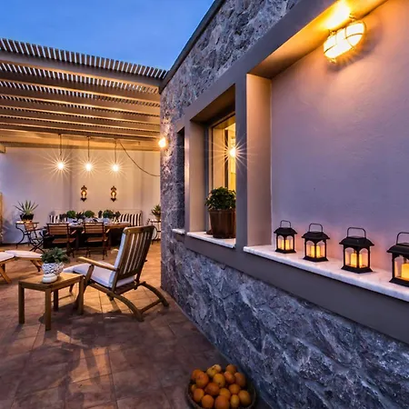 Epidavros Villas, Thymari Garden & Seaview Retreat * Nea Epidavros