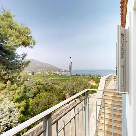 Epidavros Villas, Thymari Garden & Seaview Retreat *